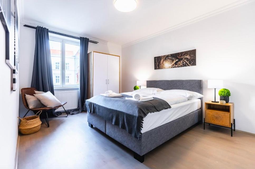 Experience Central Vienna From A Stylish And Modern Apartment ภายนอก รูปภาพ