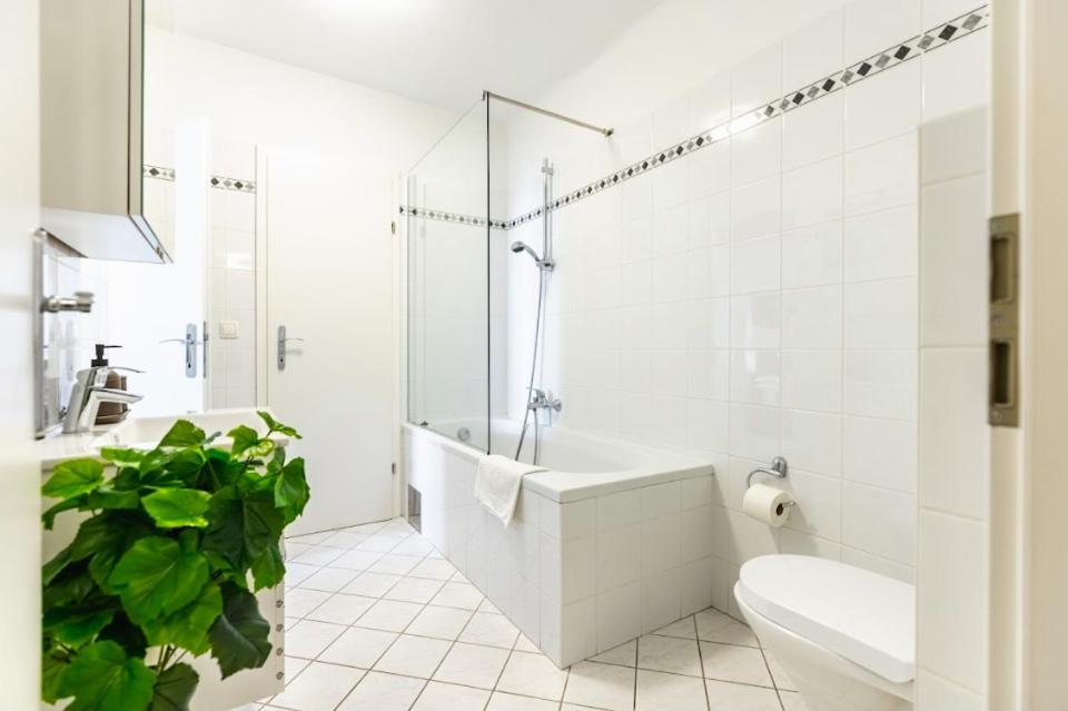 Experience Central Vienna From A Stylish And Modern Apartment ภายนอก รูปภาพ